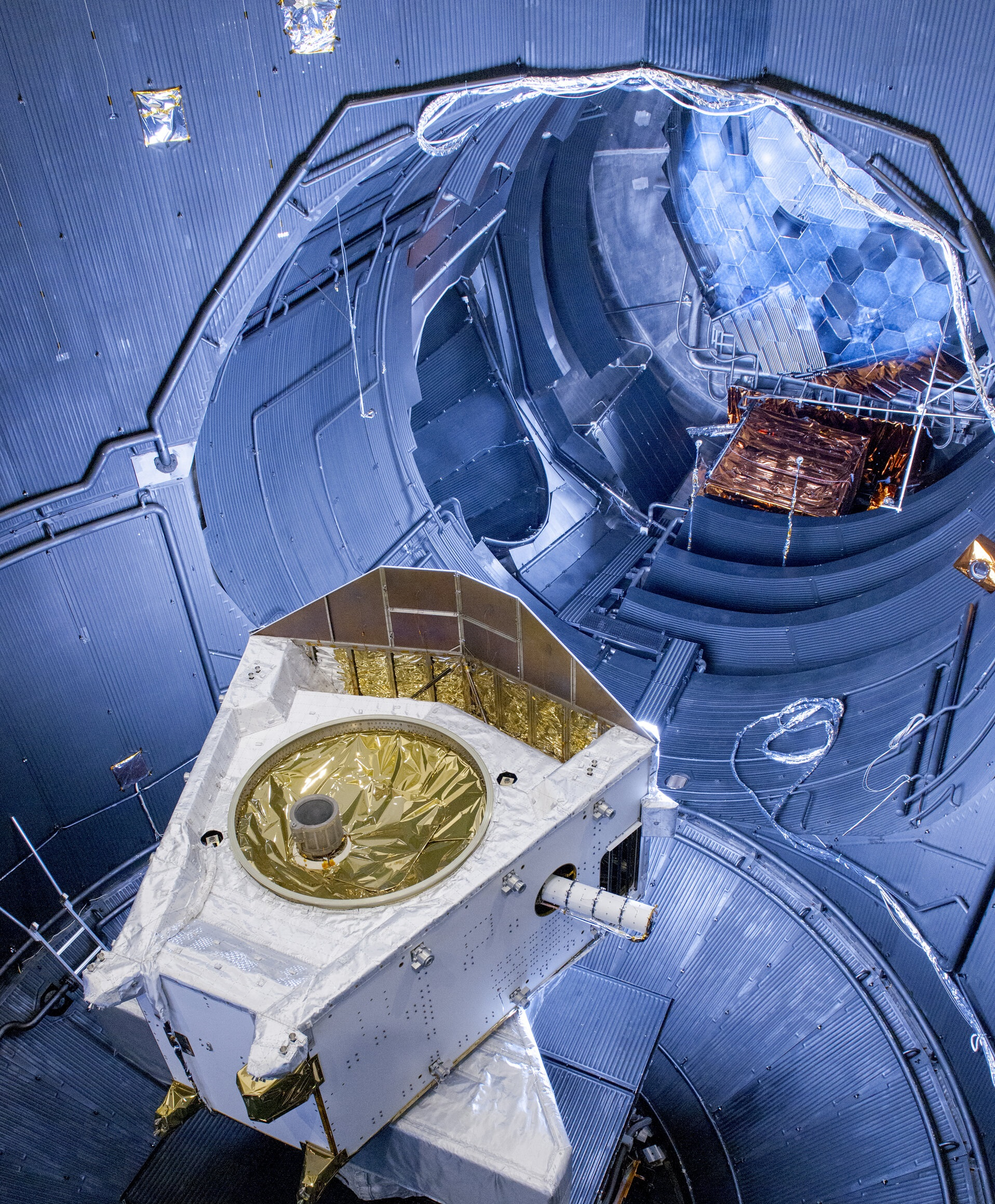 The_BepiColombo_mission_to_Mercury_pillars.jpg The_BepiColombo_mission_to_Mercury_pillars.jpg