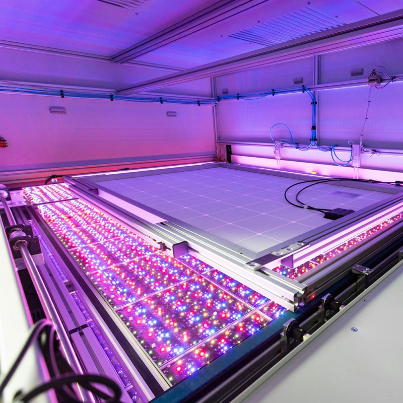 大面積LED太陽(yáng)光模擬器